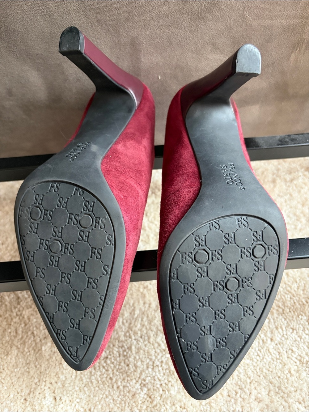 Franco Sarto Women's Burgundy Suede Pointed-Toe Pumps - Picture 3 of 7